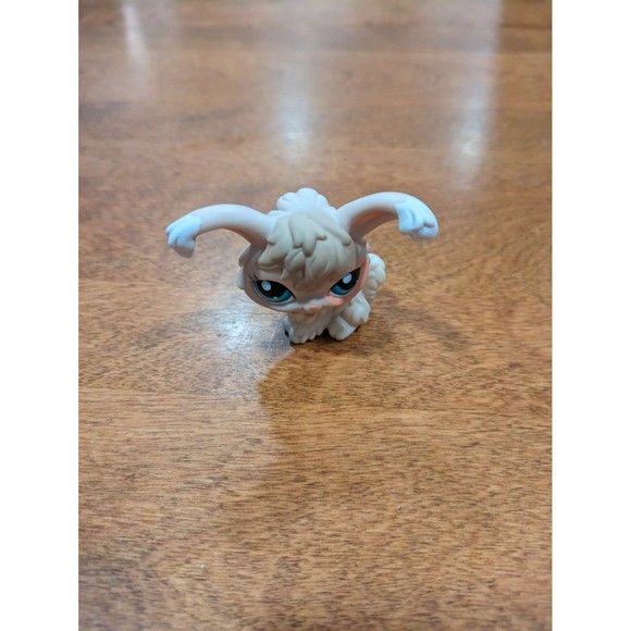 Hasbro Littlest Pet Shop #1471 Beige and Orange Angora Rabbit Bunny - Blue Eyes - Picture 1 of 3